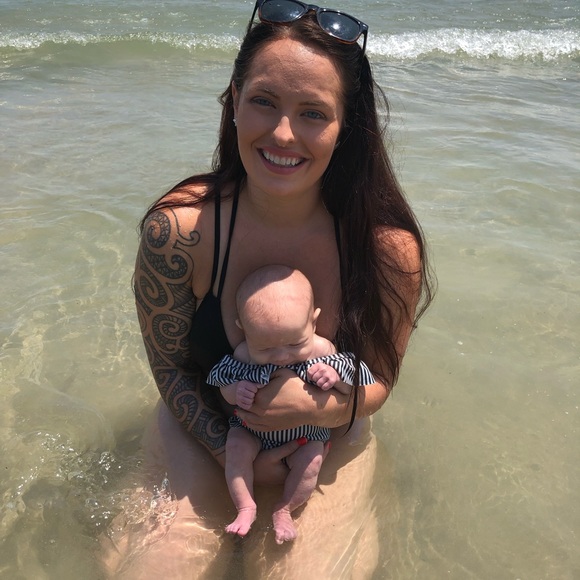 Meet your Posher, Amelia - Picture 1 of 3